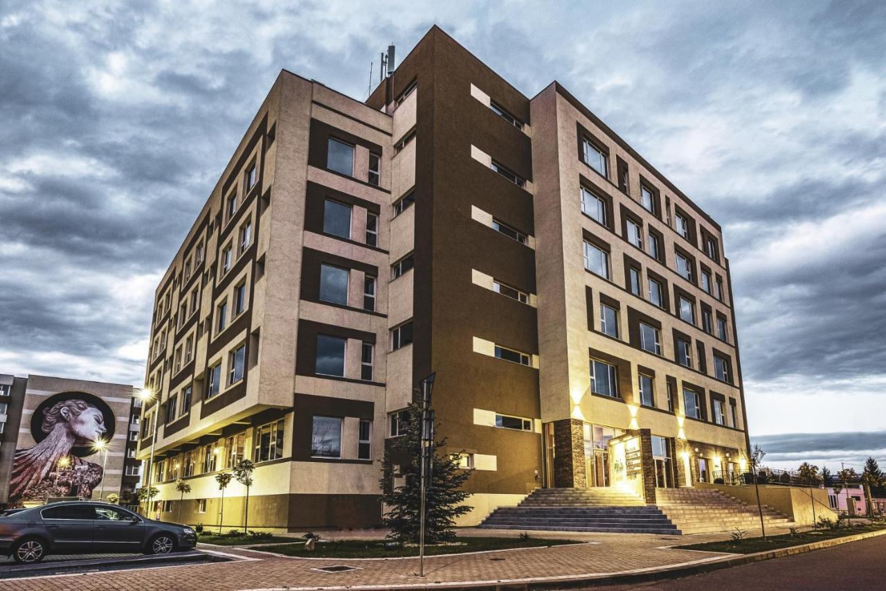 Fiald Hotel & Spa Bacau Exterior photo